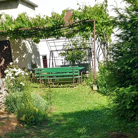 Ivancica בית אירוח *